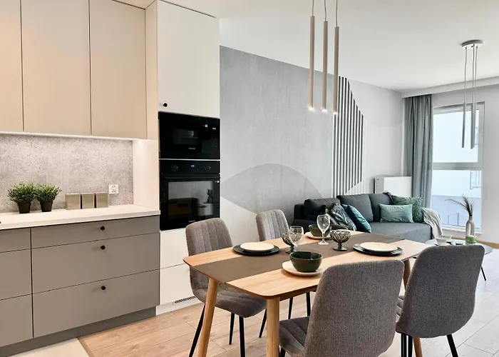 Grunwald - Ptasia 300m Od Stadionu Апартаменты *